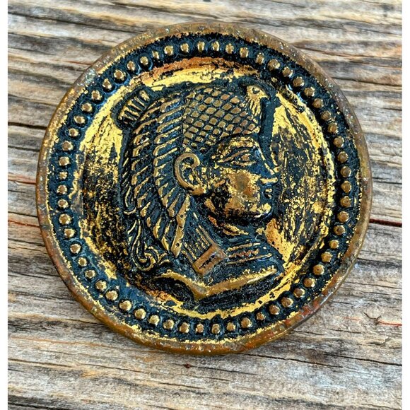 Antique Brass Metal Picture Button Egyptian Pharaoh 1 3/8" - Picture 7 of 9